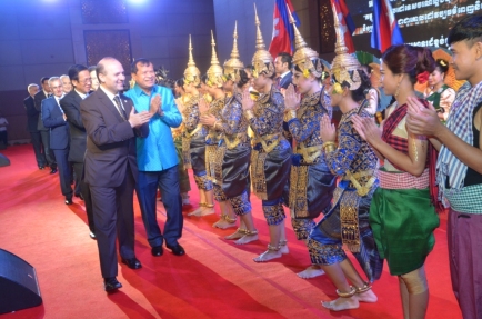 ECTT President Dr. Anton Caragea on the platform of Cambodia-Favorite Cultural Destination with Royal Opera from Phnom Penh